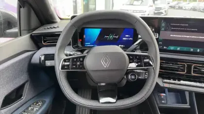 Photo 12 Renault 4 Renault  E-Tech Electrique 150 ch autonomie confort