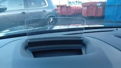 Photo 18 Citroën C4 e- 136 ch Automatique