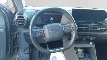 Photo 12 Citroën C4 e- 136 ch Automatique