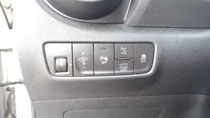 Photo 17 Hyundai Kona  Hybrid 141