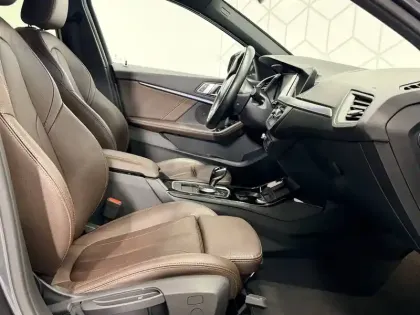 Photo 80 BMW Serie 1 118d 150 ch BVA8