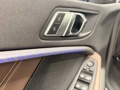 Photo 17 BMW Serie 1 118d 150 ch BVA8