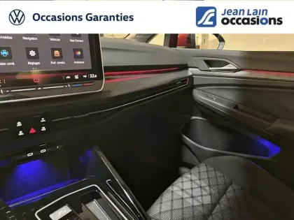 Photo 18 Volkswagen Golf  1.5 eTSI EVO2 150 DSG7