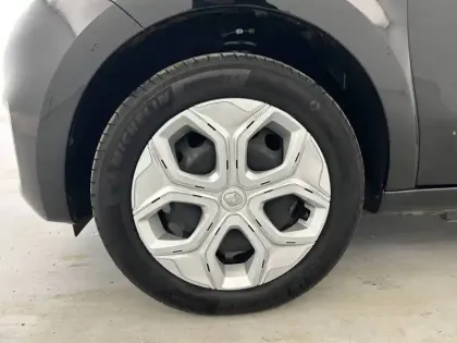 Photo 18 Renault Twingo  III E-Tech