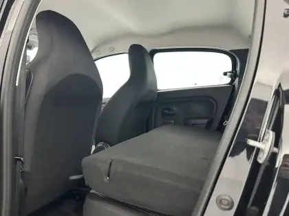 Photo 23 Renault Twingo  III E-Tech