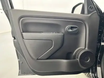 Photo 10 Renault Twingo  III E-Tech