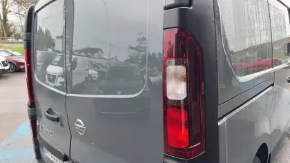 Photo 18 Nissan Primastar  FOURGON L1H1 2T8 2.0 DCI 130 S/S BVM