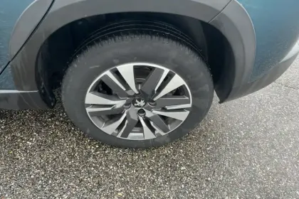 Photo 11 Peugeot 2008  1.2 PureTech 110ch S&S EAT6