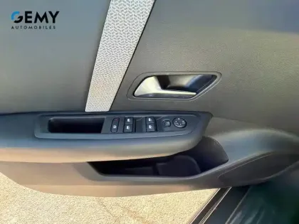 Photo 11 Citroën C4  PureTech 130 S&S EAT8