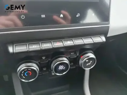 Photo 21 Renault Clio  E-Tech 140 - 21