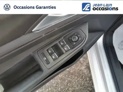 Photo 16 Volkswagen Golf  1.5 eTSI OPF 130 DSG7