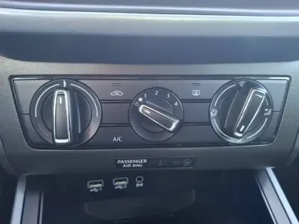 Photo 27 Seat Arona  1.0 EcoTSI 95 ch Start/Stop BVM5