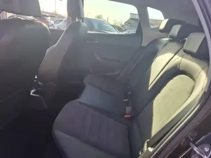 Photo 12 Seat Arona  1.0 EcoTSI 95 ch Start/Stop BVM5