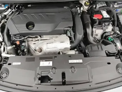 Photo 11 Peugeot 308  PHEV 180 e-EAT8