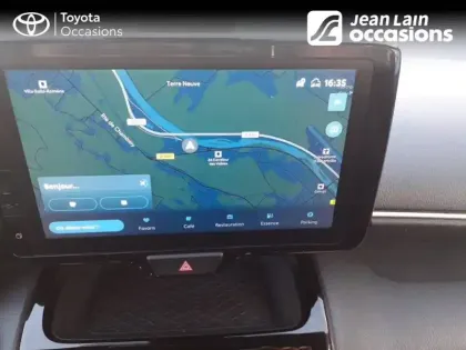 Photo 14 Toyota Yaris  Cross Hybride 116h AWD-i