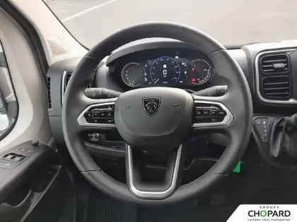 Photo 63 Peugeot Boxer  FGN TOLE 3.5 T L2H2 140 S&S BVA8