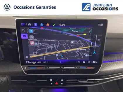 Photo 12 Volkswagen Golf  1.5 eTSI EVO2 150 DSG7