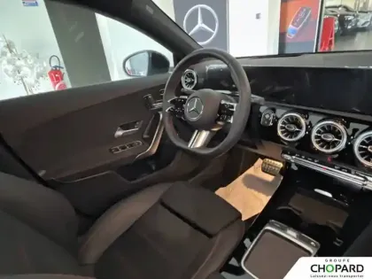 Photo 12 Mercedes CLA  Coupé 200 d 8G-DCT