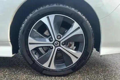 Photo 13 Nissan Leaf  Electrique 40kWh