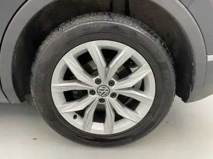 Photo 97 Volkswagen Tiguan  2.0 TDI 150 DSG7