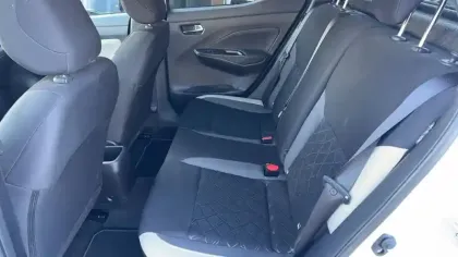 Photo 27 Nissan Micra  IG-T 92