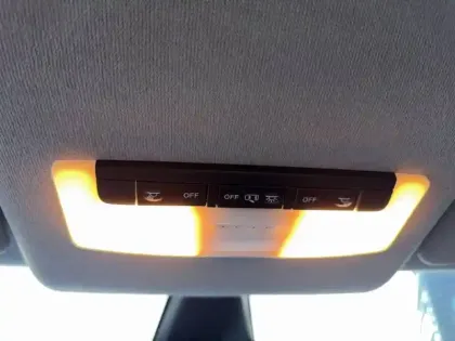 Photo 39 Nissan Micra  IG-T 92