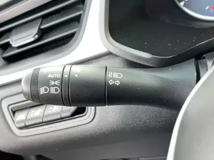 Photo 83 Renault Captur  TCe 100 GPL - 21