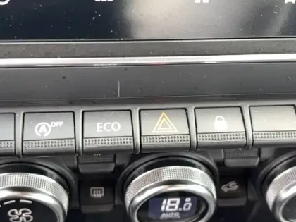 Photo 91 Renault Captur  TCe 100 GPL - 21