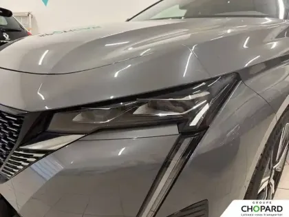 Photo 33 Peugeot 308  SW Hybrid 136 e-DCS6