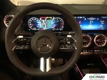 Photo 38 Mercedes GLA  200 d 8G-DCT