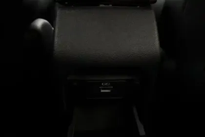 Photo 27 Peugeot 308  BlueHDi 130ch S&S BVM6