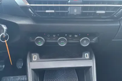 Photo 19 Citroën C4  PureTech 130 BVM6