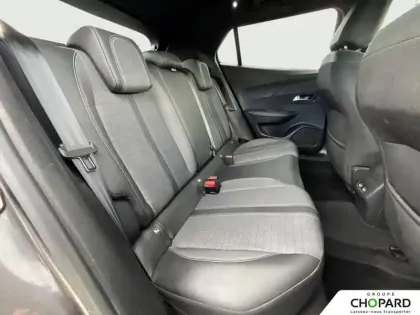 Photo 19 Peugeot 2008  BlueHDi 130 S&S EAT8