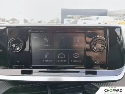 Photo 13 Peugeot 208  PureTech 75 S&S BVM5