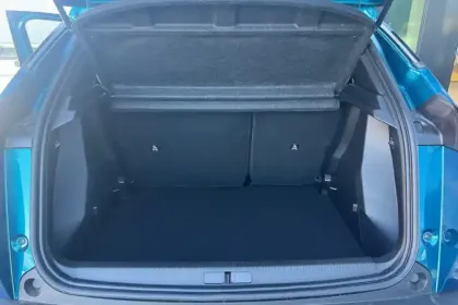 Photo 8 Peugeot 2008  Hybrid 145 e-DCS6