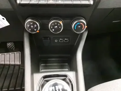 Photo 33 Renault Clio  TCe 90