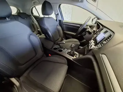 Photo 10 Renault Megane Gén. IV (BFB) Ph2 NG Evolution 5