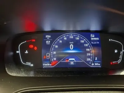 Photo 32 Renault Megane Gén. IV (BFB) Ph2 NG Evolution 5