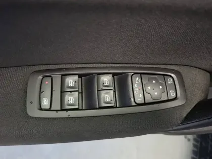 Photo 15 Renault Megane Gén. IV (BFB) Ph2 NG Evolution 5