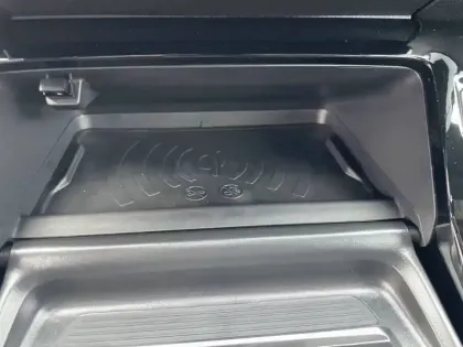 Photo 22 Peugeot 208  Hybrid 100 e-DCS6