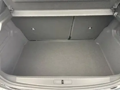 Photo 11 Peugeot 208  Hybrid 100 e-DCS6