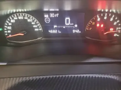 Photo 9 Peugeot 2008  PureTech 100 S&S BVM6