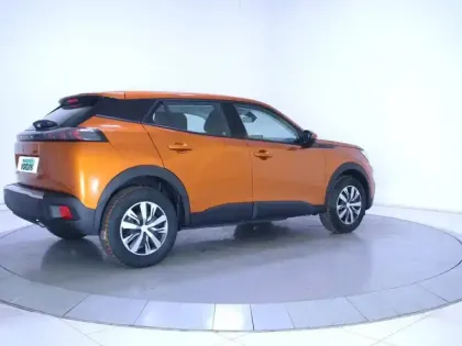 Photo 34 Peugeot 2008  PureTech 100 S&S BVM6