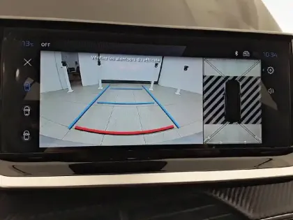 Photo 38 Peugeot 2008  Hybrid 145 e-DCS6