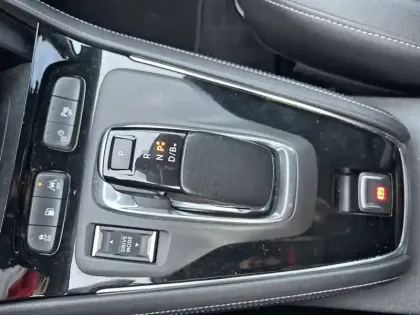 Photo 13 Opel Grandland X  Hybrid 225 ch BVA8