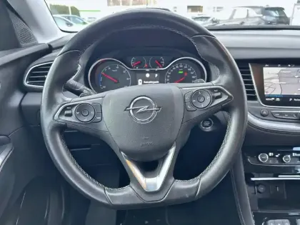 Photo 8 Opel Grandland X  Hybrid 225 ch BVA8