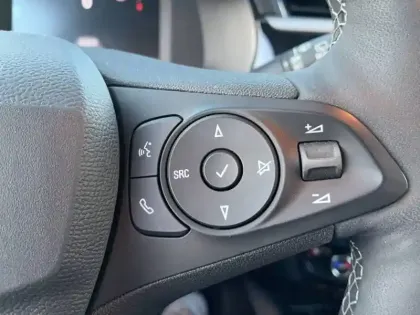 Photo 12 Opel Corsa  Electrique 136 ch & Batterie 50 kWh