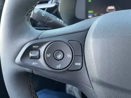 Photo 13 Opel Corsa  Electrique 136 ch & Batterie 50 kWh