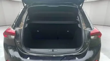 Photo 108 Opel Corsa  Electrique 136 ch & Batterie 50 kWh