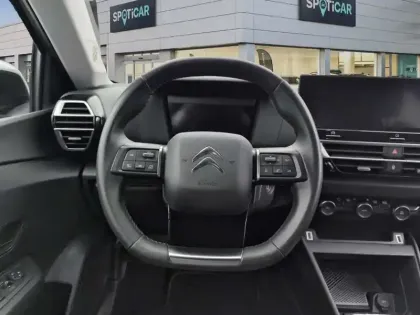 Photo 10 Citroën C4 e- 136 ch Automatique